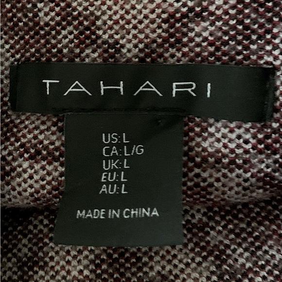 TAHARI Patterned Mock Turtleneck - Picture 6 of 10